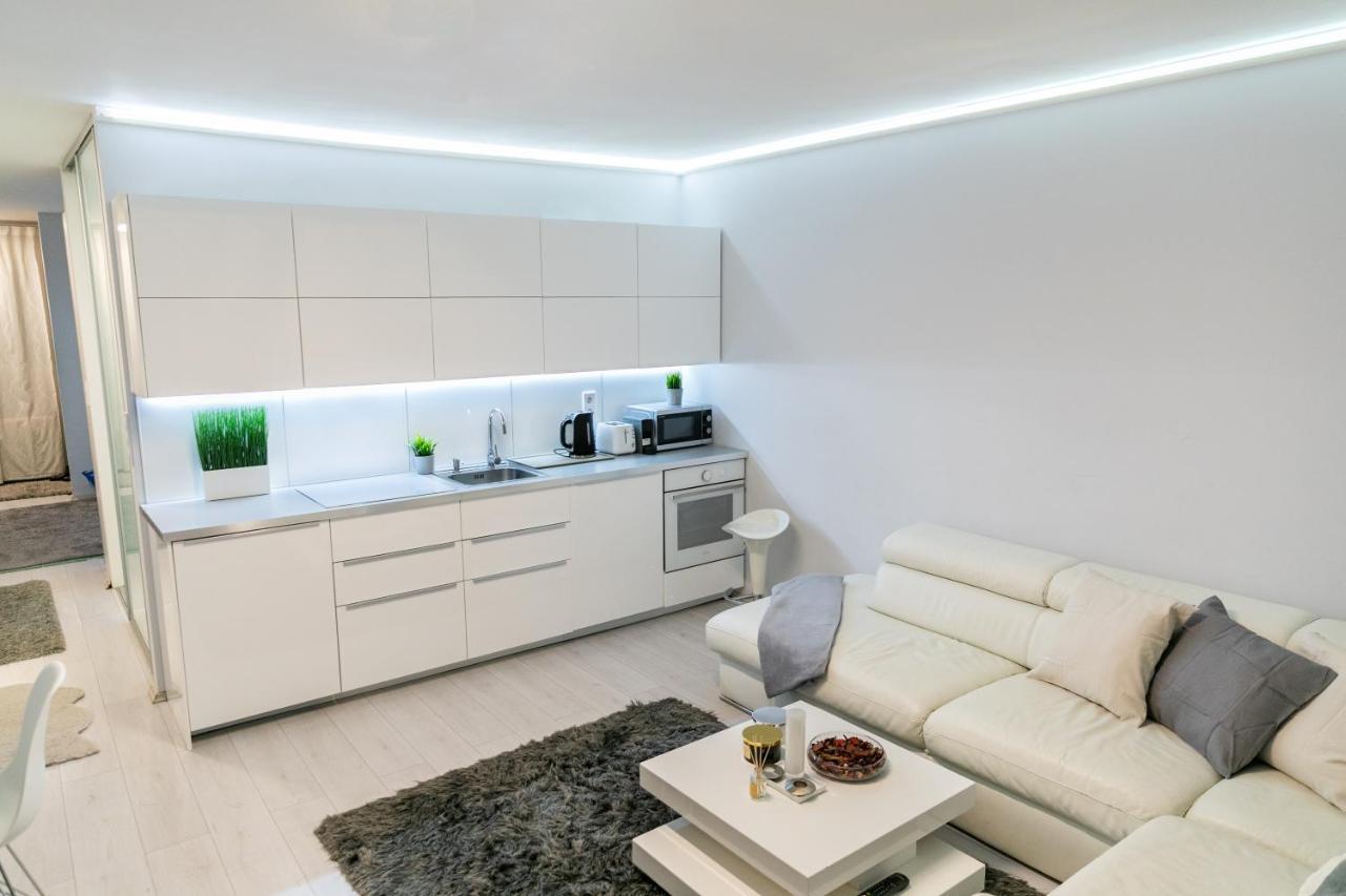 Castle Apartment In The Center บูดาเปสต์ ภายนอก รูปภาพ