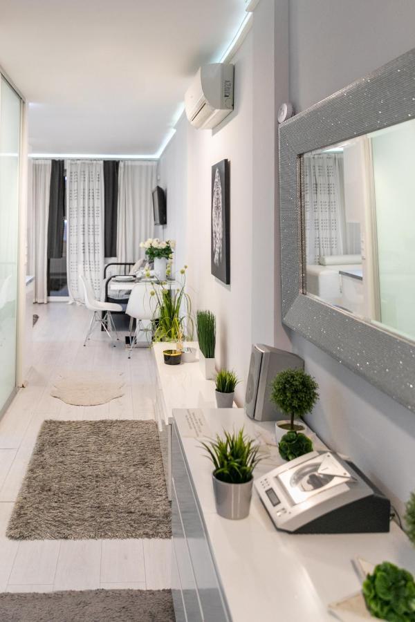 Castle Apartment In The Center บูดาเปสต์ ภายนอก รูปภาพ