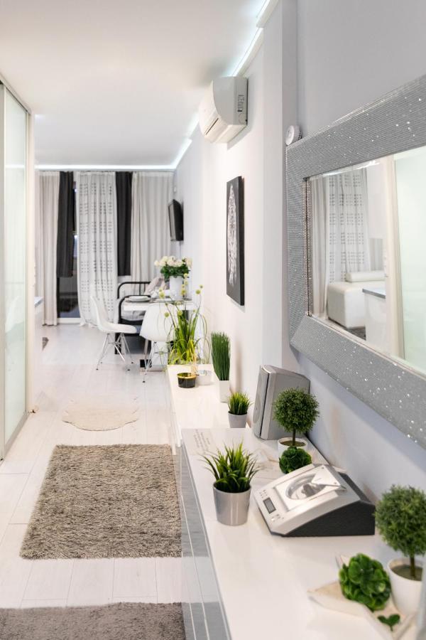 Castle Apartment In The Center บูดาเปสต์ ภายนอก รูปภาพ
