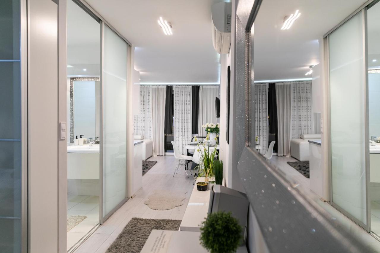 Castle Apartment In The Center บูดาเปสต์ ภายนอก รูปภาพ