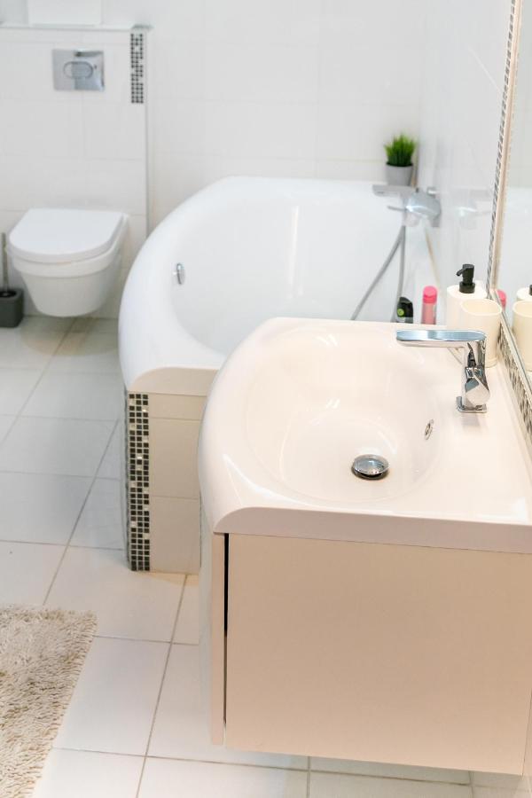 Castle Apartment In The Center บูดาเปสต์ ภายนอก รูปภาพ