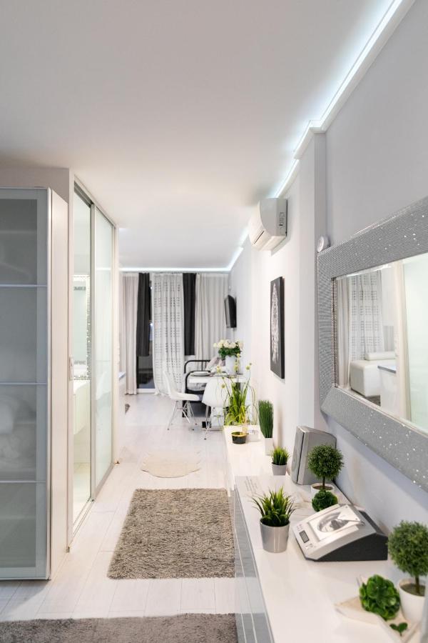 Castle Apartment In The Center บูดาเปสต์ ภายนอก รูปภาพ