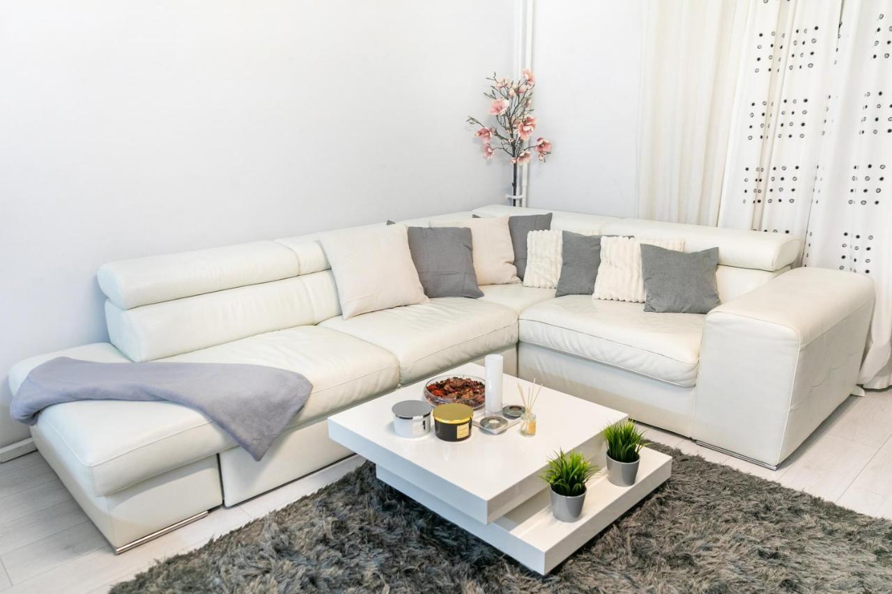 Castle Apartment In The Center บูดาเปสต์ ภายนอก รูปภาพ