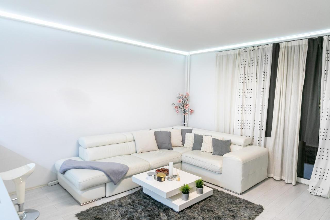 Castle Apartment In The Center บูดาเปสต์ ภายนอก รูปภาพ